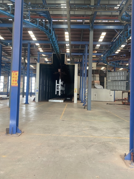 Wuhan Lincheng Longyue Automobile Sales Co., Ltd. linea di produzione del fabbricante