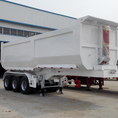 CIMC Un camion da 100 tonnellate rovesciato in una fabbrica cinese e un semirimorchio da 3 assi a 4 assi