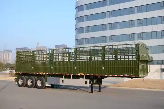 12400*2500*2000mm Peso di bordo 7T 3 assi 10pcs Leaf Spring 40T Payload Stake Semi-Trailer