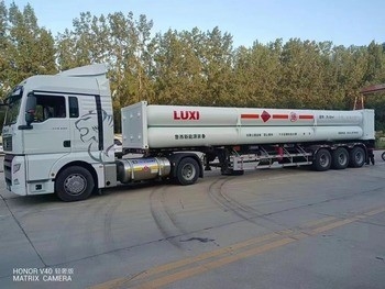 Semi-remorchio per il trasporto sicuro ed efficiente del gas di petrolio liquefatto
