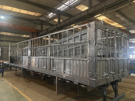 CIMC, produttore cinese di camion, accetta semirimorchi personalizzati con una capacità massima di carico di 100 tonnellate